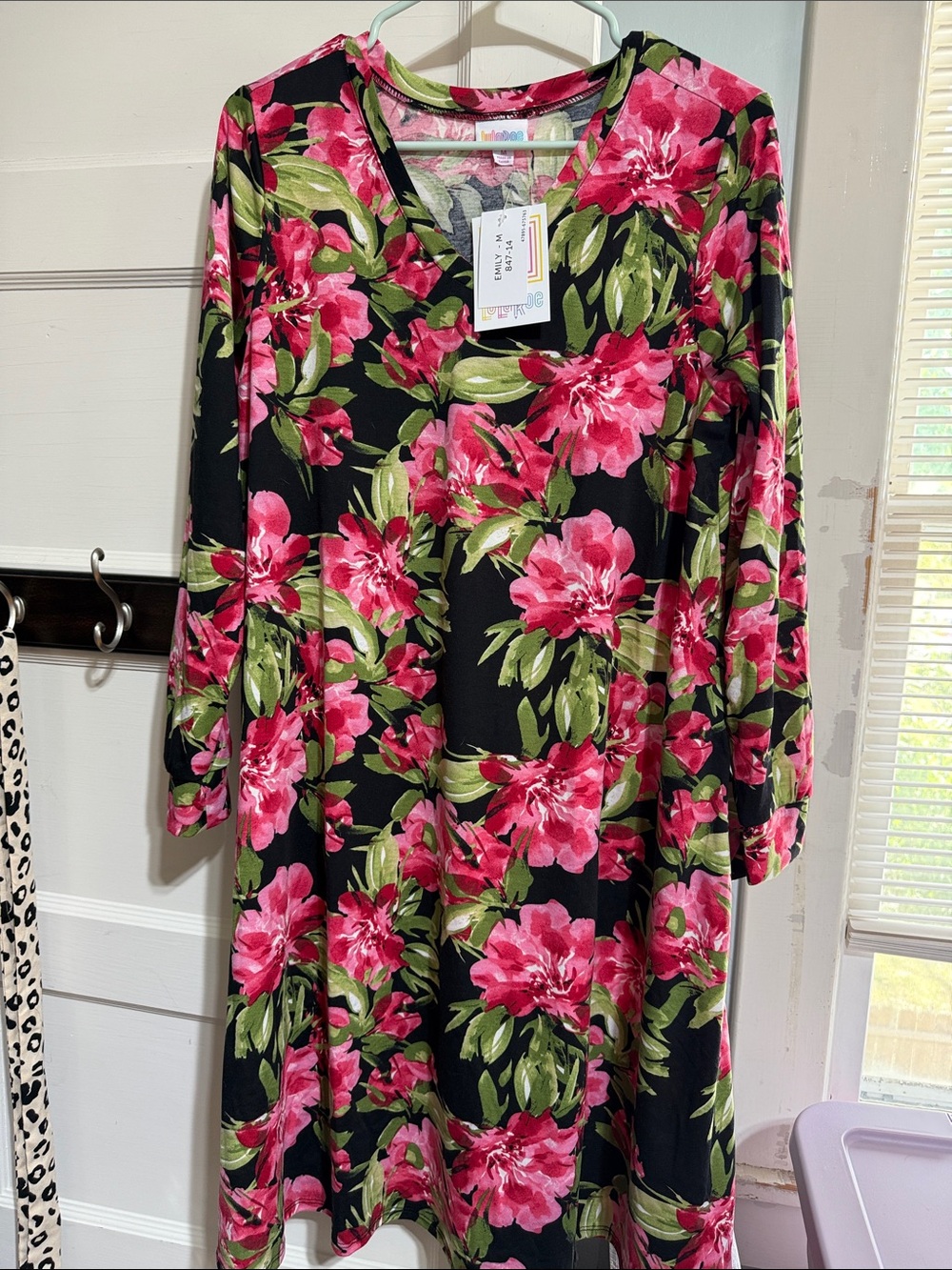 Lularoe Emily medium